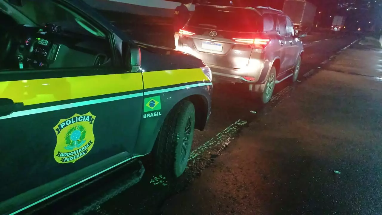 Homem é preso em Mafra com Hilux furtada e placas adulteradas